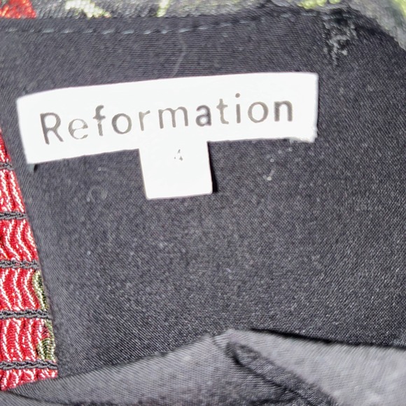Reformation Giorgia Corset Size 4 Black Top With Red And Green Floral Zip Back - Picture 5 of 8